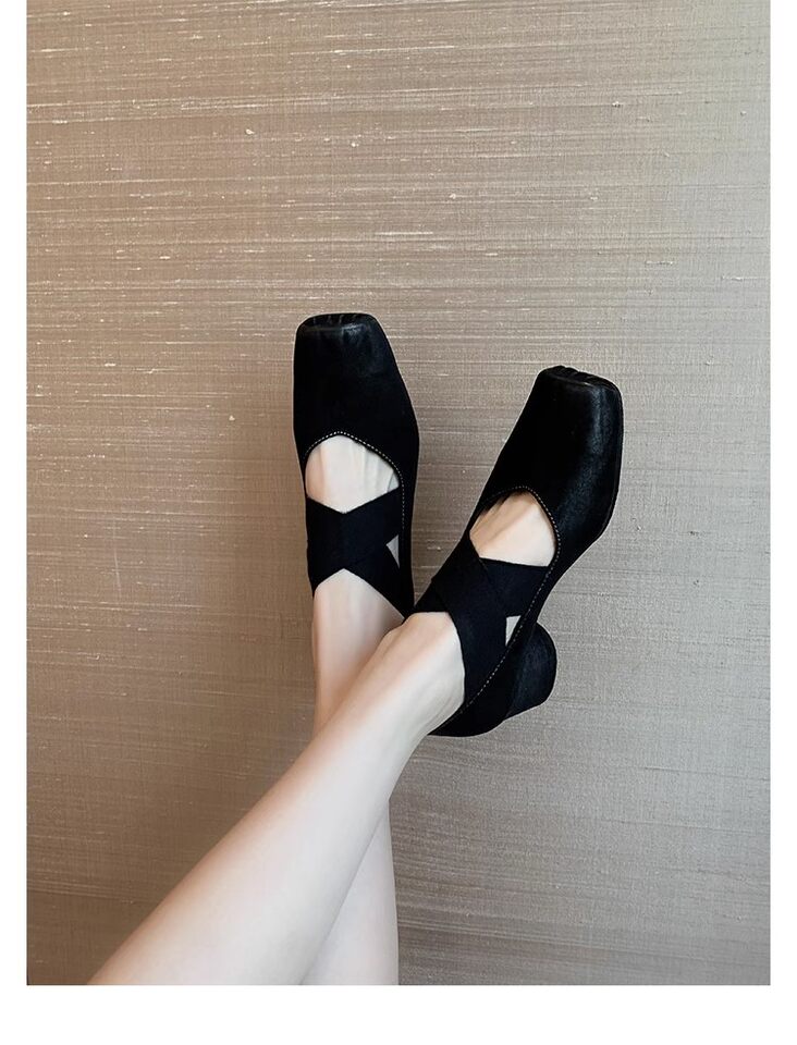 Giày búp bê nữ mũi vuông da cừu phối quai chéo, đế bệt gót thô 5 cm — Da đen (gót dày), Da đen (đáy phẳng), Màu trà sữa (gót dày), Màu trà sữa (đáy phẳng) chi tiết 87