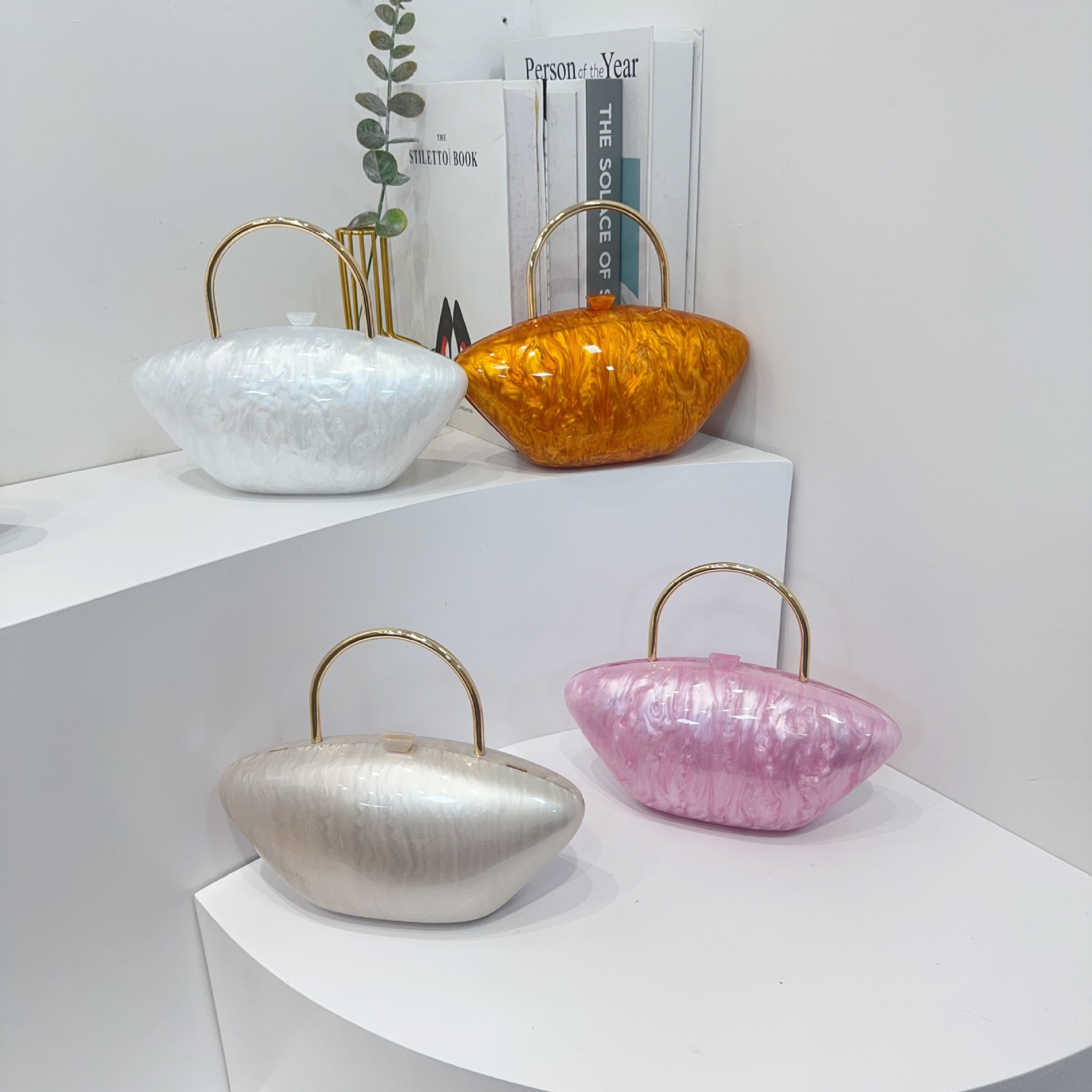 Nuevas bolsas de damas transfronterizas acrílicas bolsas de cena de hombro único inclinado partido de lujo ligero cadena conchas de mano bolsa de cena