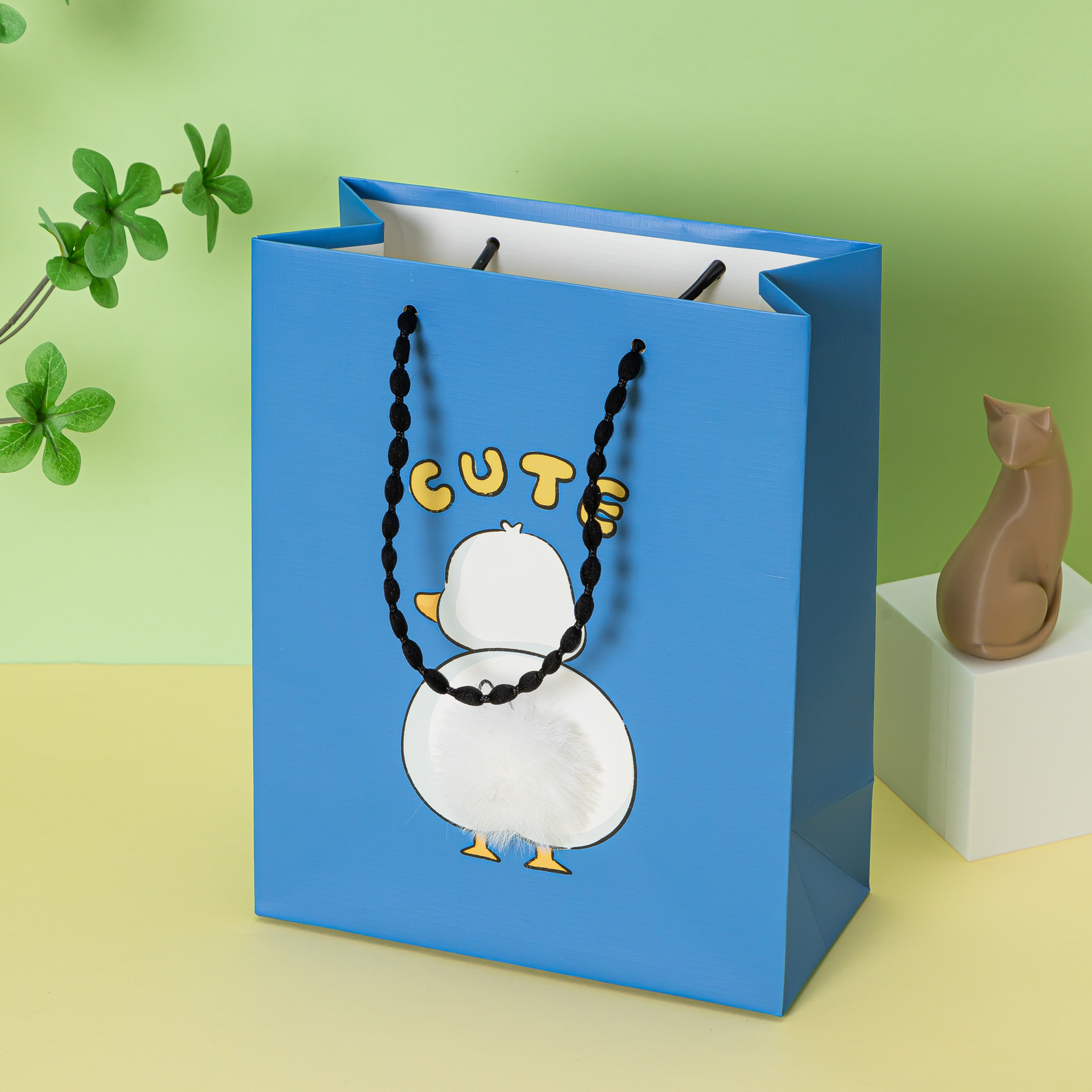Nuevo tipo de cuerda de burbuja de pelo lindo dibujo animado animal hermoso bolsas de regalo fábrica directa al por mayor