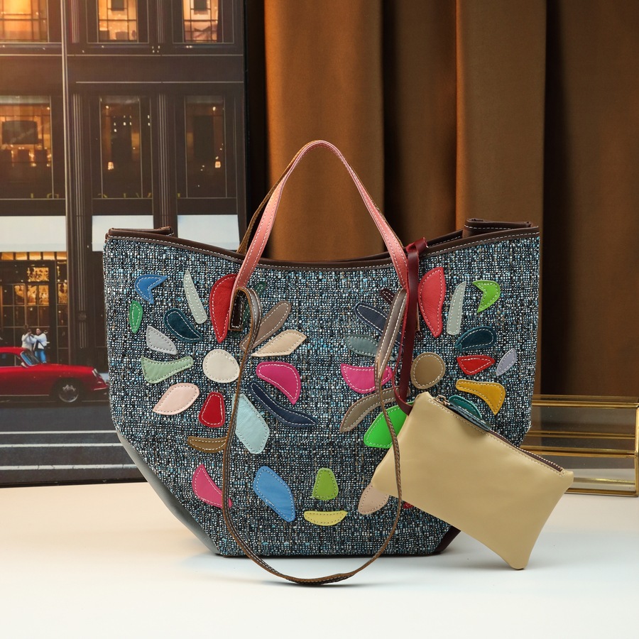 New Fashion Patchwork Irregular Graphic Genuine Leather Handbag European American Style Shoulder Bug Bag Random Color Women's Fashion_voghion.com