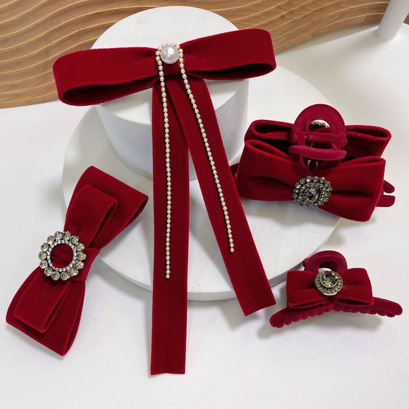 Internet Celebrity Bride New Velvet Red Spring Clip Pearl Chain Top Clip Hair Accessories Elegant Fairy Boutique Headwear