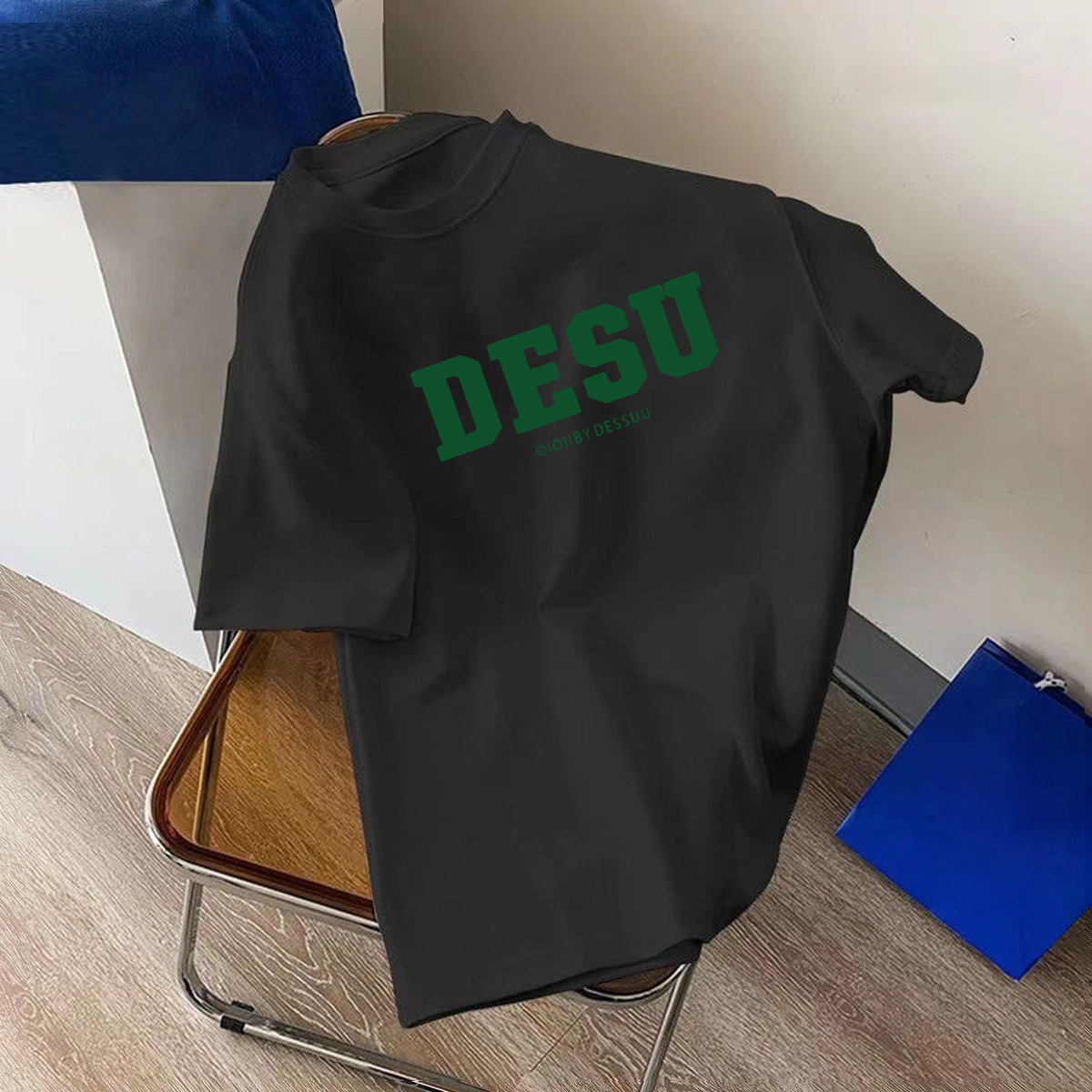 Camiseta estampada de seda de hielo Estilo coreano Estilo occidental Camiseta adelgazante Camiseta de manga corta Hombres y mujeres mismo estilo pareja desgaste todo partido moda casual