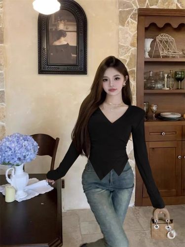 Designer Crossed V-Neck Long-Sleeve T-Shirt for Women with Unique Pleated and Irregular Hem Top, 240g Deerskin