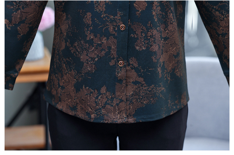 印花女士衬衫长袖妈妈装开衫