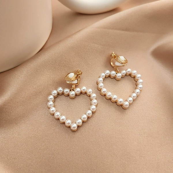 29#Love Pearl ear clip