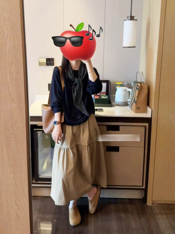 小红薯热卖日系简约宽松慵懒风高腰半身裙女秋季口袋卡其色裙子新|undefined