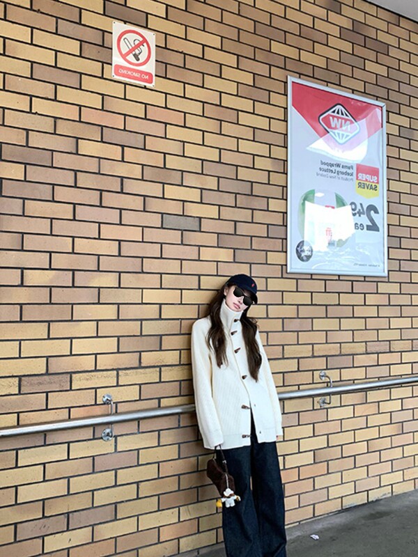 YUYUREAL 慵懒风牛角扣翻领毛衣外套女冬季中长款长袖针织开衫|undefined