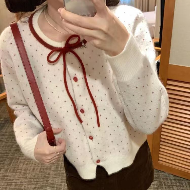 New Design Color-Blocked Round-Neck Heart Jacquard Knit Cardigan, Loose Long-Sleeve Sweater for Spring