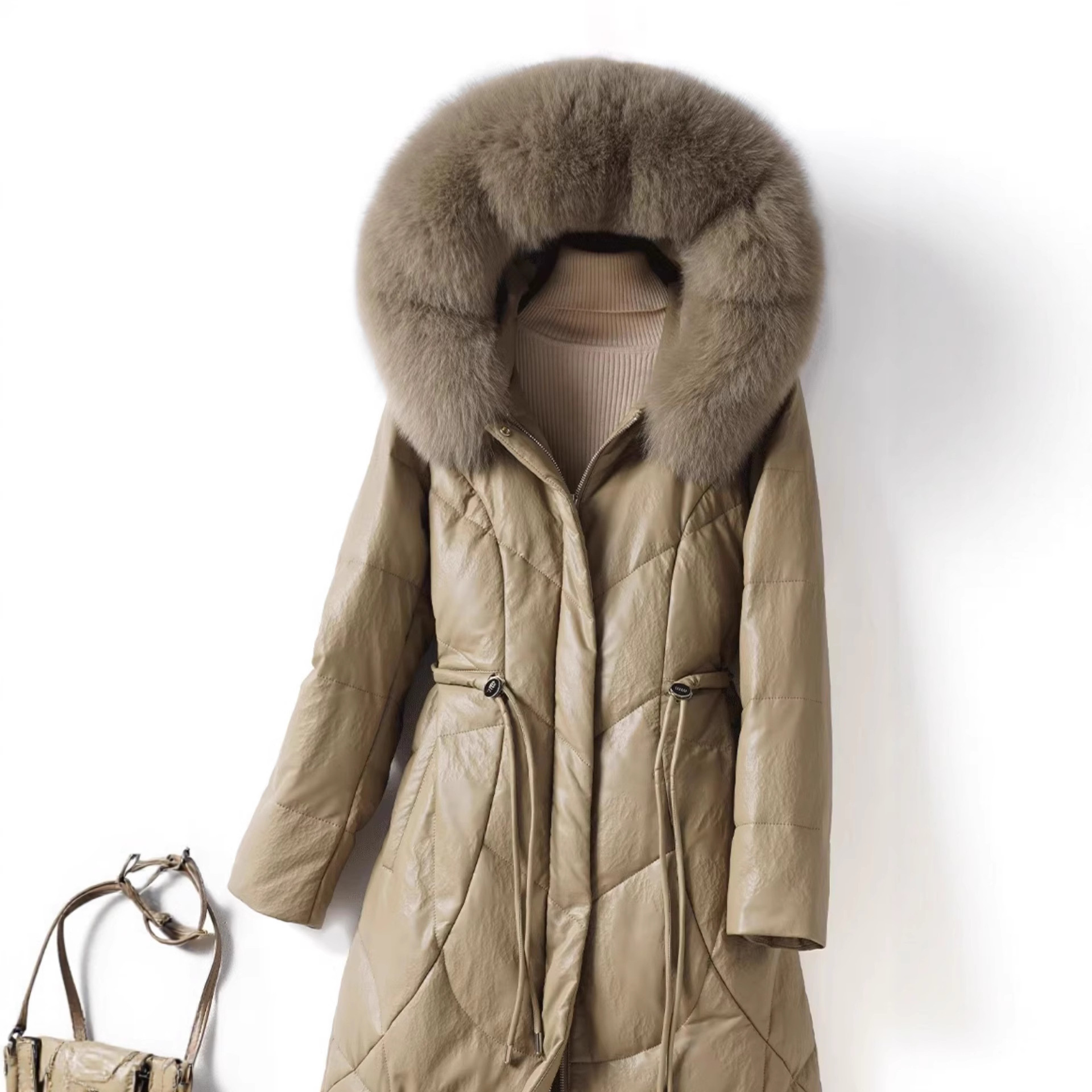 跨境加厚真皮衣女士羽绒服中年妈妈装大码休闲韩版白鸭绒外套批发