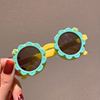 Children's cute glasses solar-powered suitable for men and women, sunglasses, flowered, wholesale