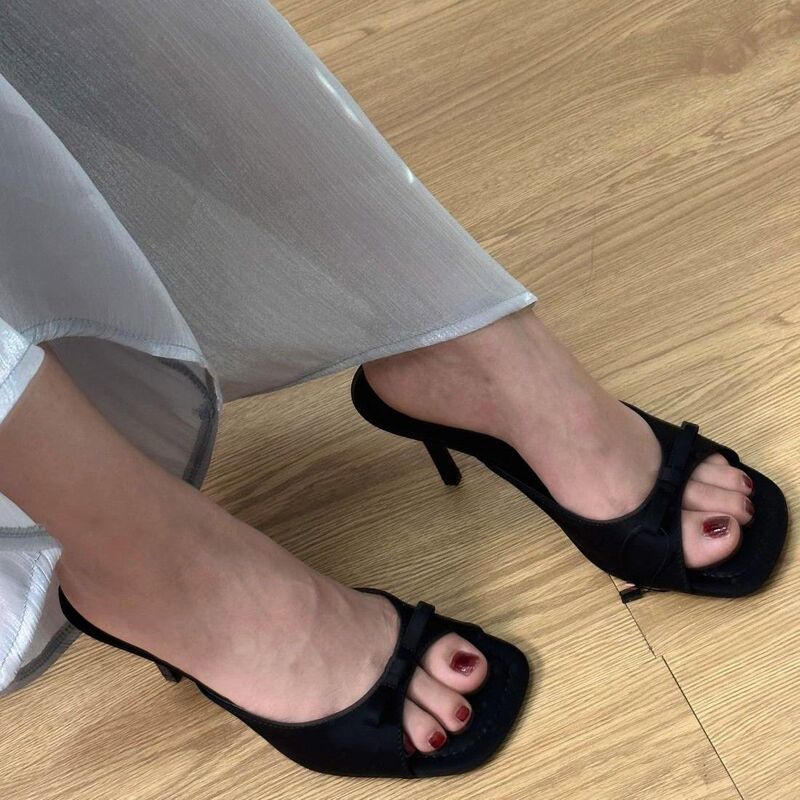 Unique Bow-Knot High-Heeled Mules French-Style Half-Slippers High-Heeled Sandals 2025 Spring New Hot Item Unique Bow-Knot High-Heeled Mules French-Style Half-Slippers High-Heeled Sandals 2025 Spring New Hot Item