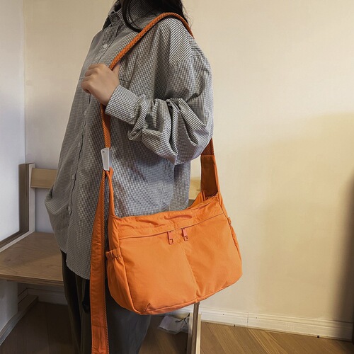 2025 New Sunscreen Waterproof Lightweight Smart Camping Bag with Multiple Pockets Large Capacity Casual Versatile Shoulder and Crossbody Bag for Women