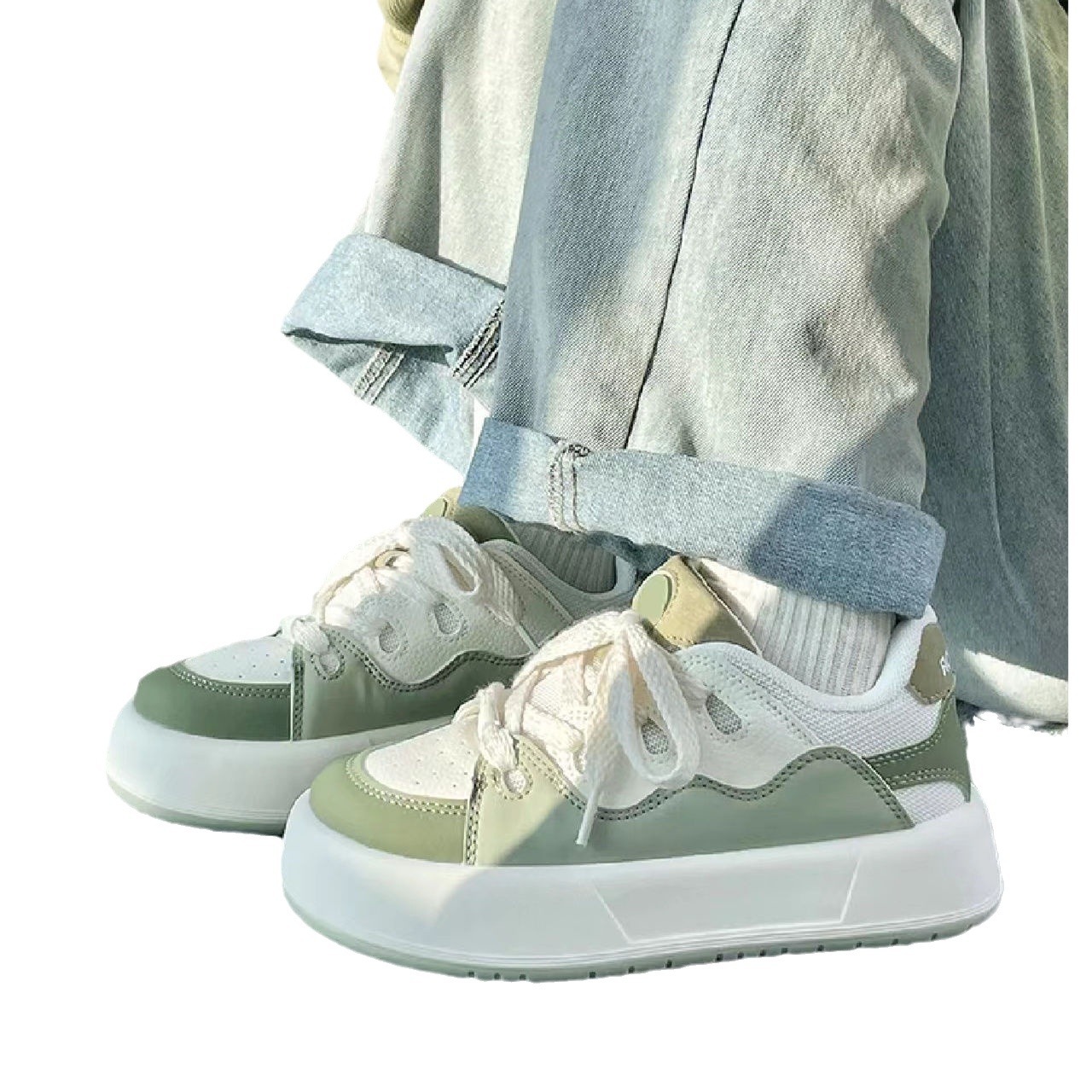 Matcha verde gran cabeza pequeña zapatos blancos para mujeres 2024 nuevos ins zapatos de pan para mujeres zapatos de skate originales de suela gruesa