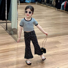 童裝女童套裝2024夏裝蝴蝶結黑色包邊短袖T恤提花櫻桃微喇叭褲子