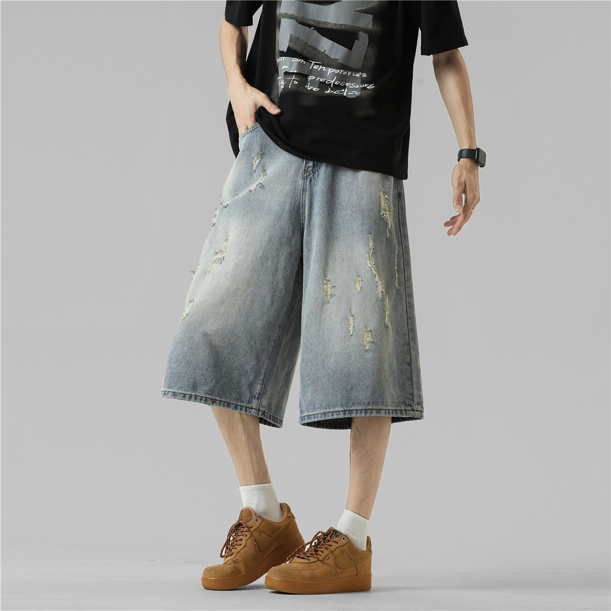 Unique Distressed Design Fashion Retro Washed Denim Shorts Men Loose Stylish Casual Straight Cropped Pants Trendy