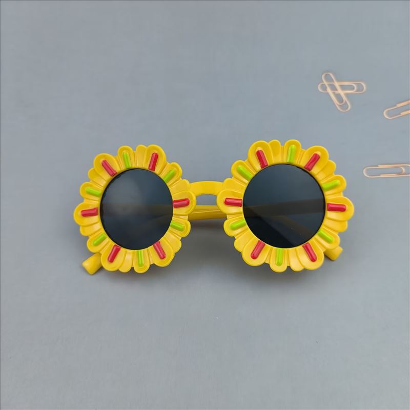 Children Unisex Gender Cute, Novelty, Sweet Style Cute Novelty Sweet Flower Ac UV400 Protection Tinted Lenses Round Frame Full Frame Kids Sunglasses