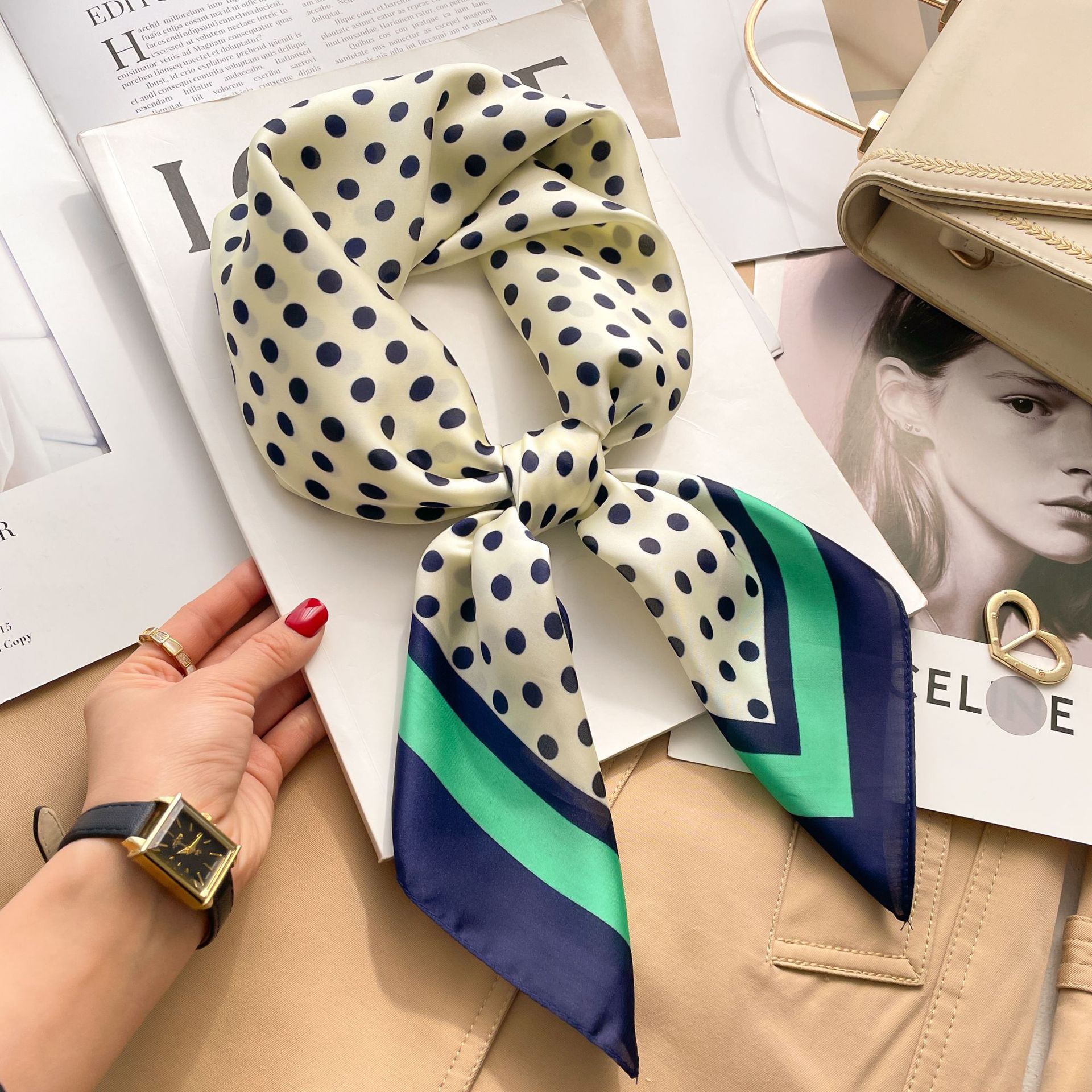 A0109 10 웨이브 도트 녹색 가장자리