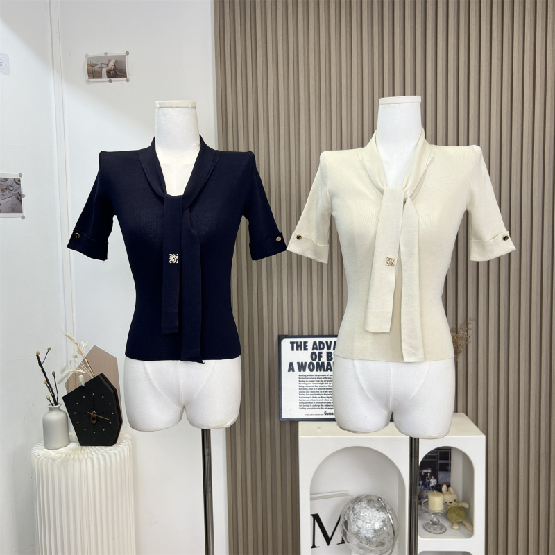韓国ヒロインテンセルコアスパン糸リボンゴールドバックルスリムフィットセーターVネックミッドスリーブトップ女性用|undefined