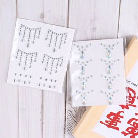 纸质工艺品;创意贴纸;其他美妆工具