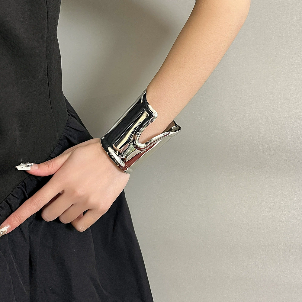 Волнистая металлическая глянцевая женская bracelet, европейский стиль, женский стиль, стиль легкого люкса, высококачественный стиль