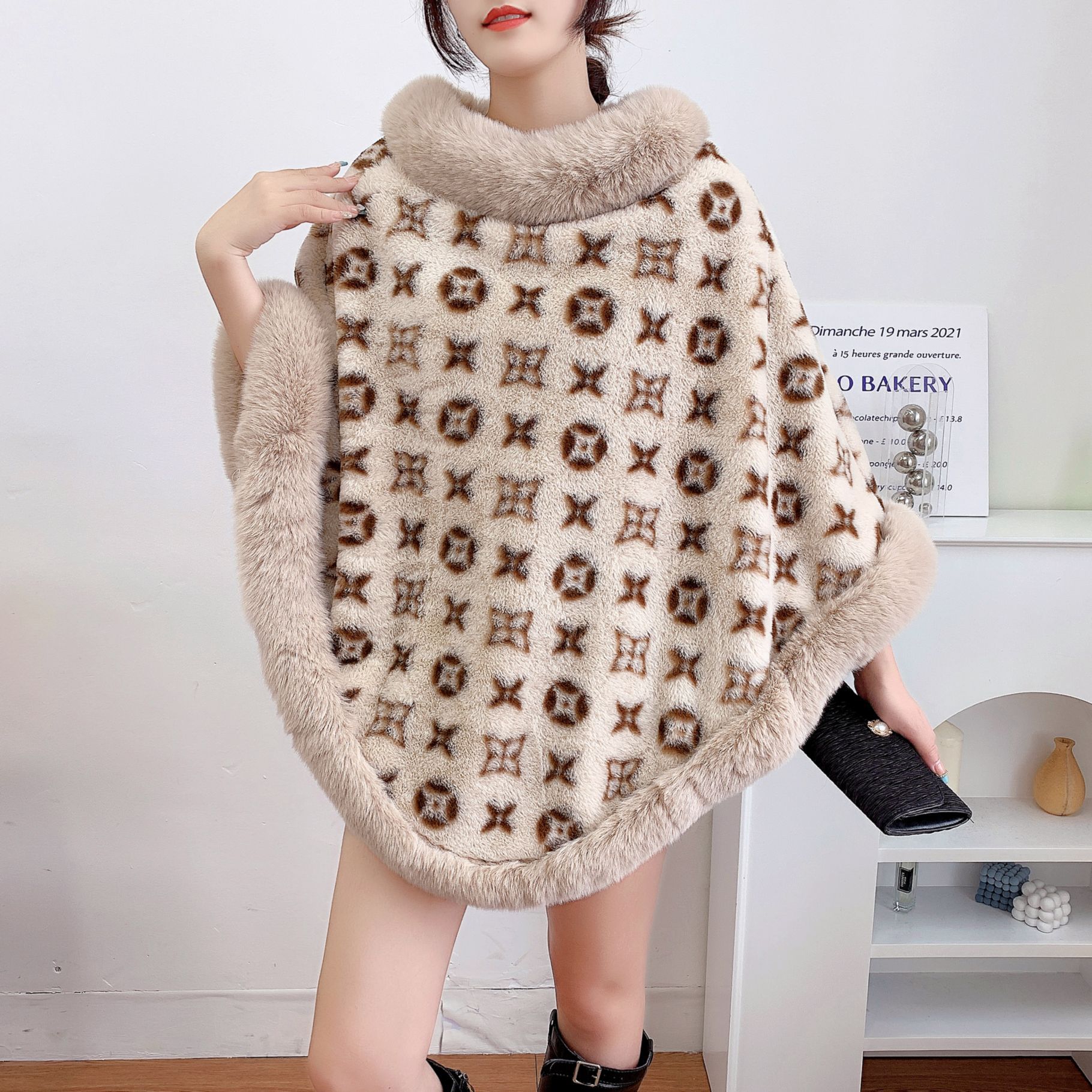 2025 otoño y invierno Amazon transfronterizo impresión de peluche gorra de ropa de mujer sin mangas cuadrícula suelta de moda versátil