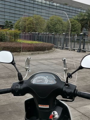 UU125, Transparent | Suzuki Motorcycle front windshield