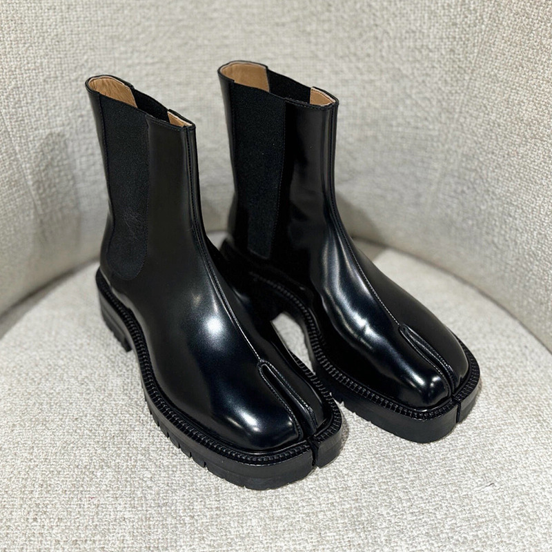 葡萄妈2024秋冬新款英伦风马蹄鞋短靴中筒弹力个性设计切尔西靴女