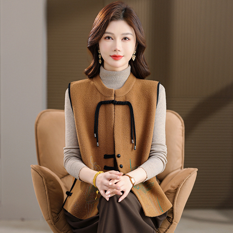 中老年女装时尚针织马甲秋冬新款外套风妈妈装大码宽松开衫，女装马甲，妃慕昵服饰