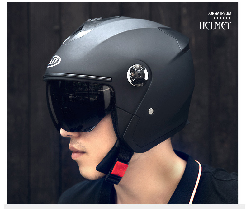 Dot Certified Ad Motorcycle Helmet for Men and Women, Suitable for All Seasons, Electric Vehicle Safety Helmet with Led Tail Light