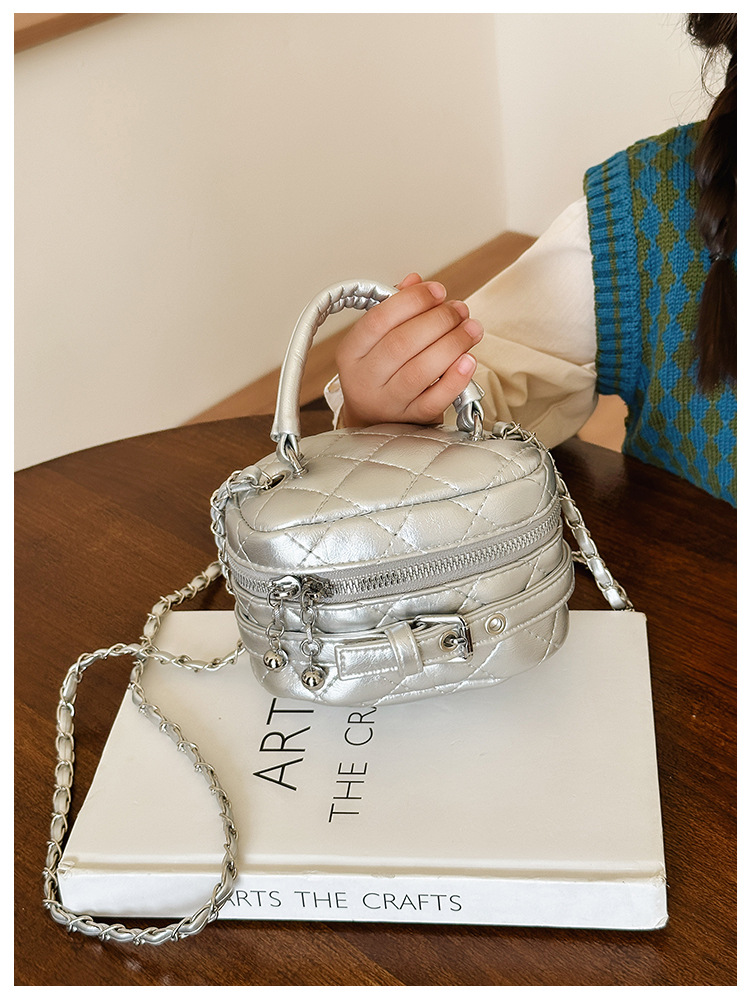 175g Weight Sewing Thread Fashion Element Zipper Closure Type Single Shoulder Strap Strap Type Shoulder Bag Bags Type Daily, Shopping Occasion pu Material Lingge Pattern All Seasons Season Girl'S Gender Basic Style Square Shape Girl'S Pu Lingge Basic Sewing Thread Square Zipper Shoulder Bag 5