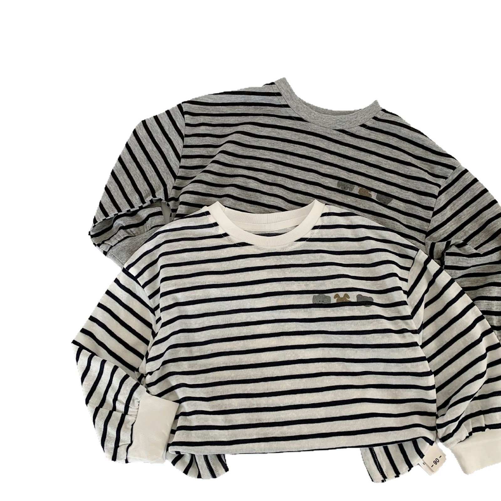 Camiseta infantil Mai Bao2025 otoño lindo niño collar nuevo producto de ropa de niños a rayas de manga larga chaqueta universal