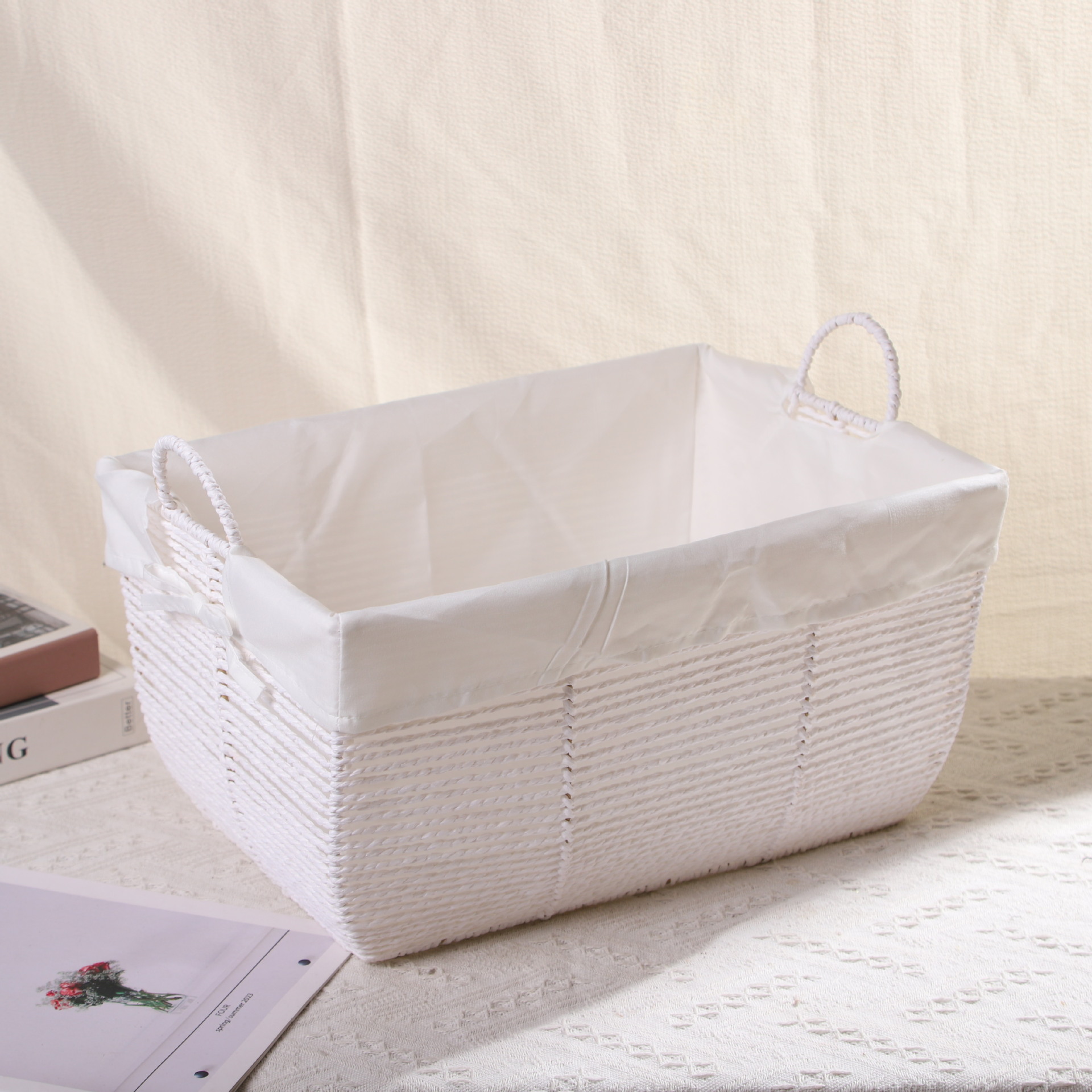 Cesta de almacenamiento de cosméticos trenzados de escritorio con mano de mano mesa de té cesto de tela de caña trenzado de juguetes cesto de entrada de misceláneos