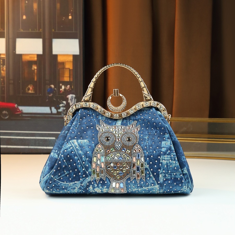 Elegante borsa a tracolla da donna in denim con decorazioni di strass, a forma di gufo, sofisticata e alla moda._voghion.com
