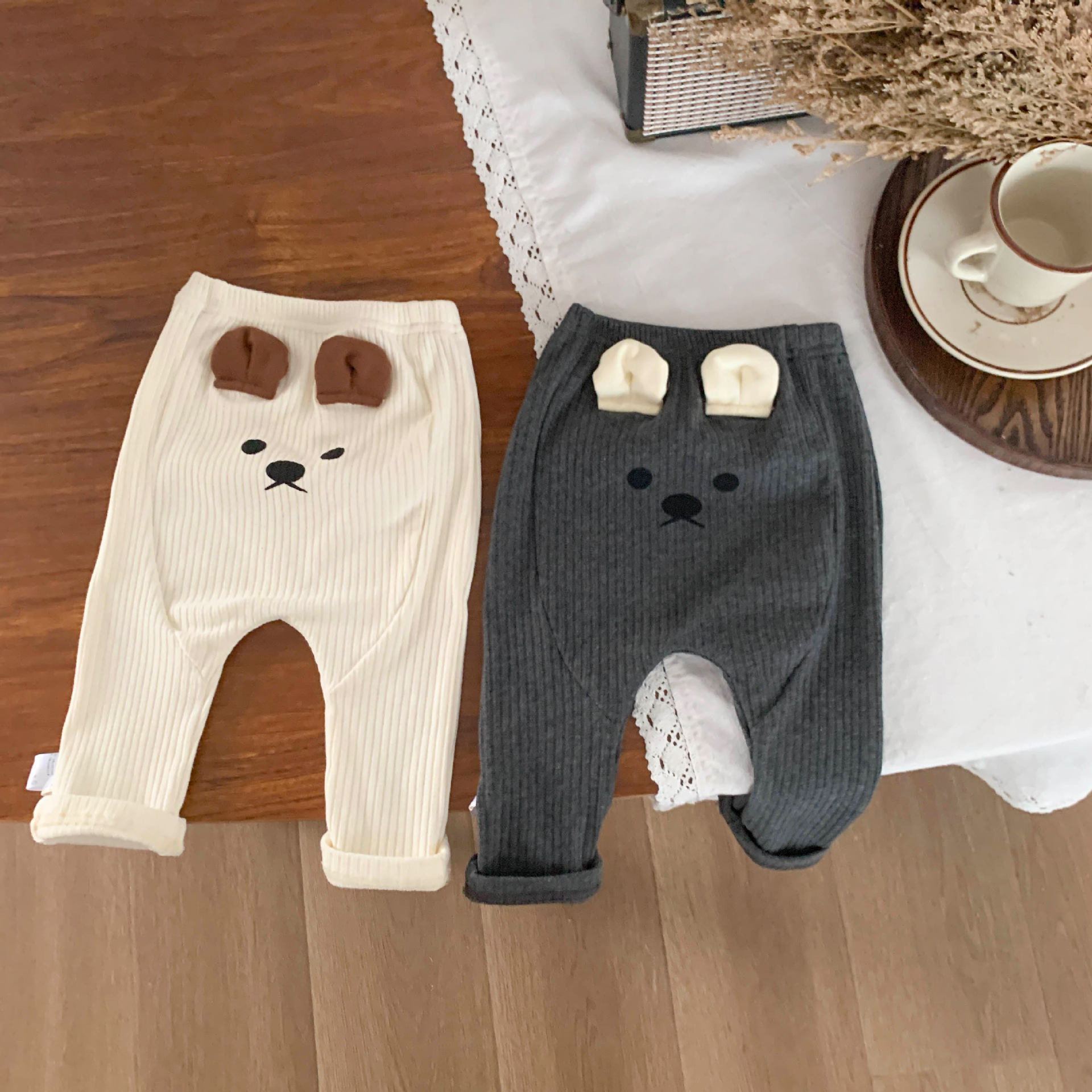 Trousers for early age