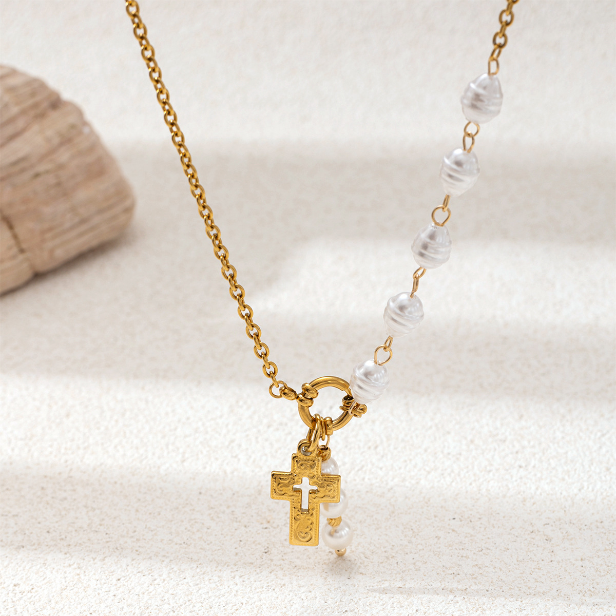 TENA Europa y América collar de acero inoxidable lujo ligero nicho cruces de perlas verdaderas cadenas de clavículas joyería al por mayor