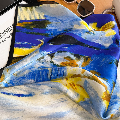 Spring and Autumn New Style Blue Oil Painting Small Square Scarf Women's Silk Scarf Fashionable Shawl Mulberry Silk Scarf Neck Protector