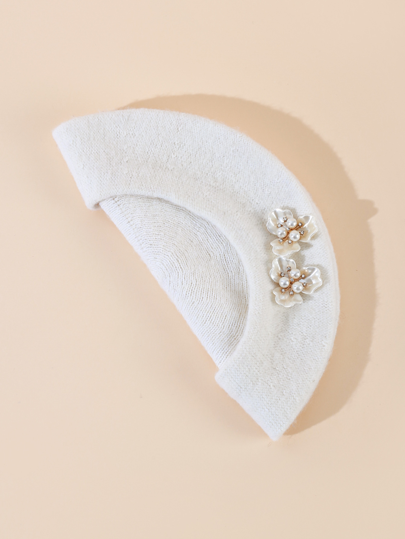 Women's spring retro beret with face enhancing small white duckbill cap painter's cap beret sweet all match octagonal hat_voghion.com