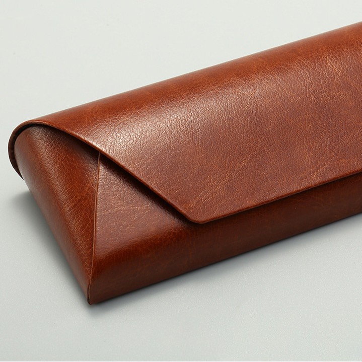 Caja de almacenamiento de gafas con textura de cuero portátil con logotipo imprimible, caja de gafas retro anti-caída y anti-compresión