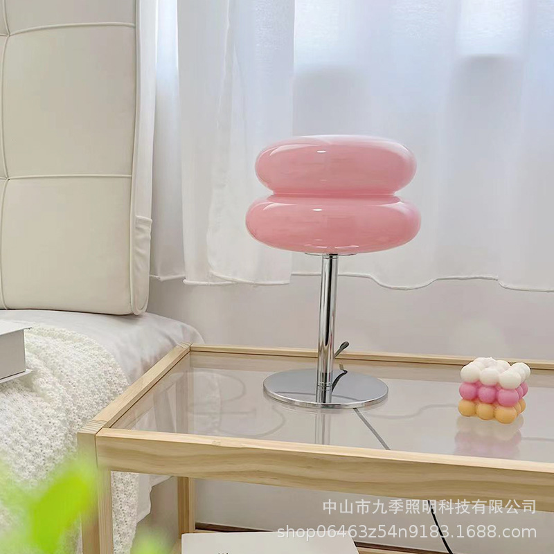 Chica ins lámpara de escritorio estilo Bauhaus lámpara de noche sala de estar estudio dormitorio lámpara avanzada atmósfera simple medio-Lámpara antigua