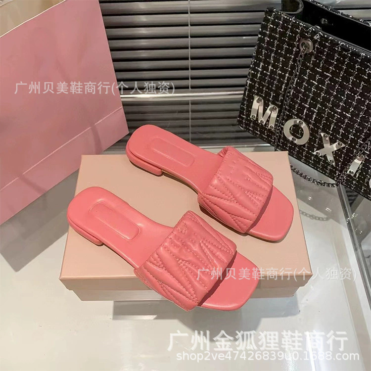 缪缪褶皱平底拖鞋女2025夏季新款外穿方头平跟一字拖度假沙滩凉拖|undefined