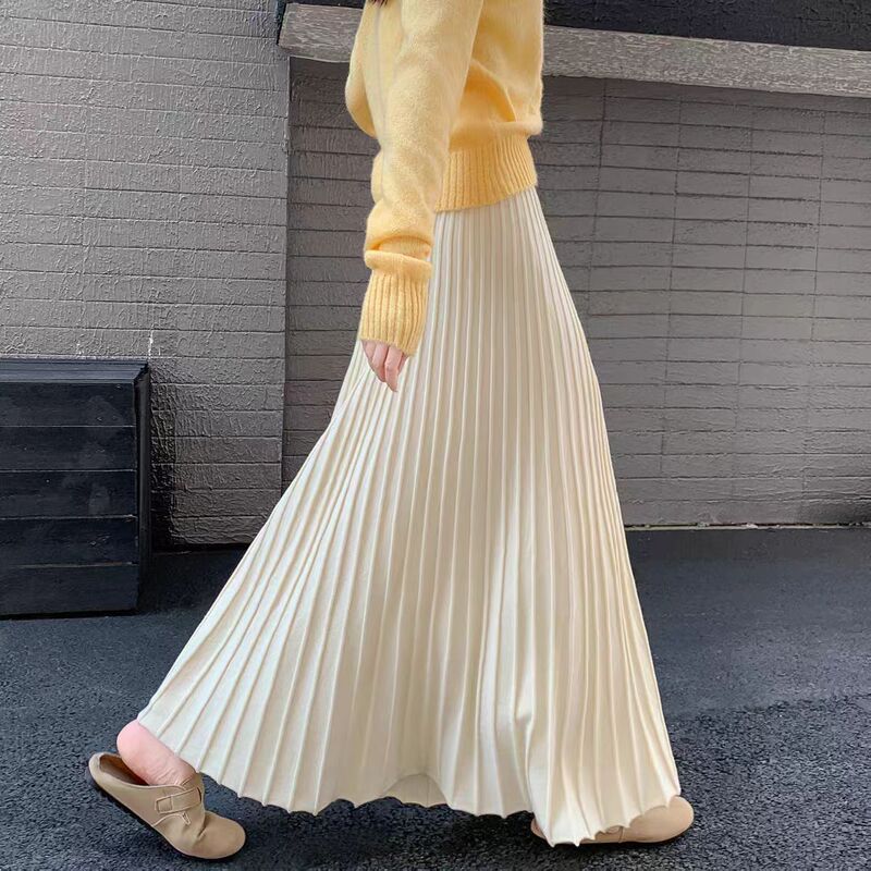 Knitted midi skirt for women, hip-covering long skirt, autumn/winter high-waisted A-line flared skirt, thickened and slimming pleated skirt Knitted midi skirt for women, hip-covering long skirt, autumn/winter high-waisted A-line flared skirt, thickened and slimming pleated skirt
