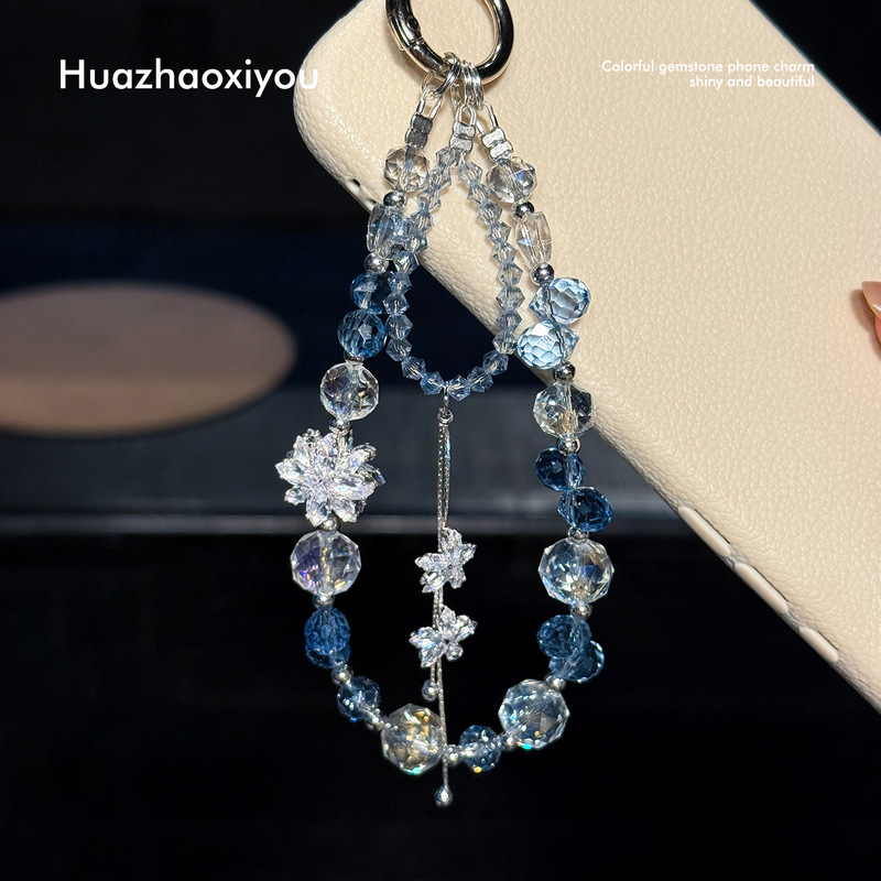 Designer Style Light Luxury Phone Case with Crystal Phone Chain Pendant for Women, Exquisite and High-End Creative Accessory