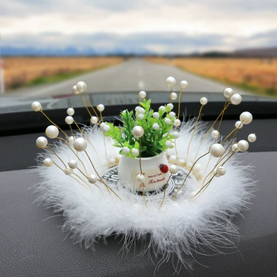 feather car ornaments women — Anti-slip mat