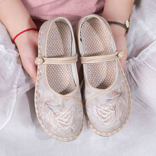  New Old Beijing Cloth Shoes Women's Fashion Handmade Embroidered Shoes Hanfu Ethnic Style Soft Sole Mom Shoes