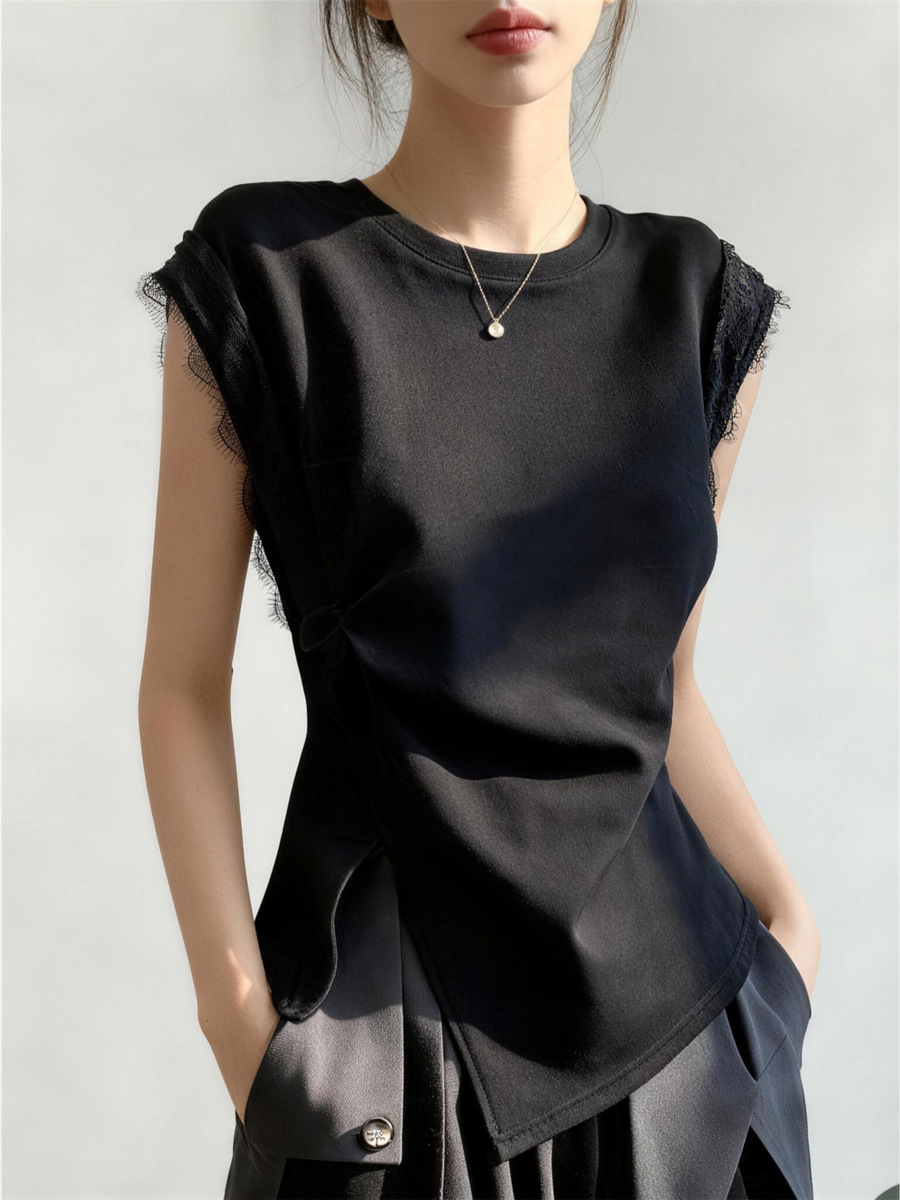 Áo thun nữ cổ tròn tay ngắn ren nối eo chẻ ngọn phong cách phương Tây — màu đen