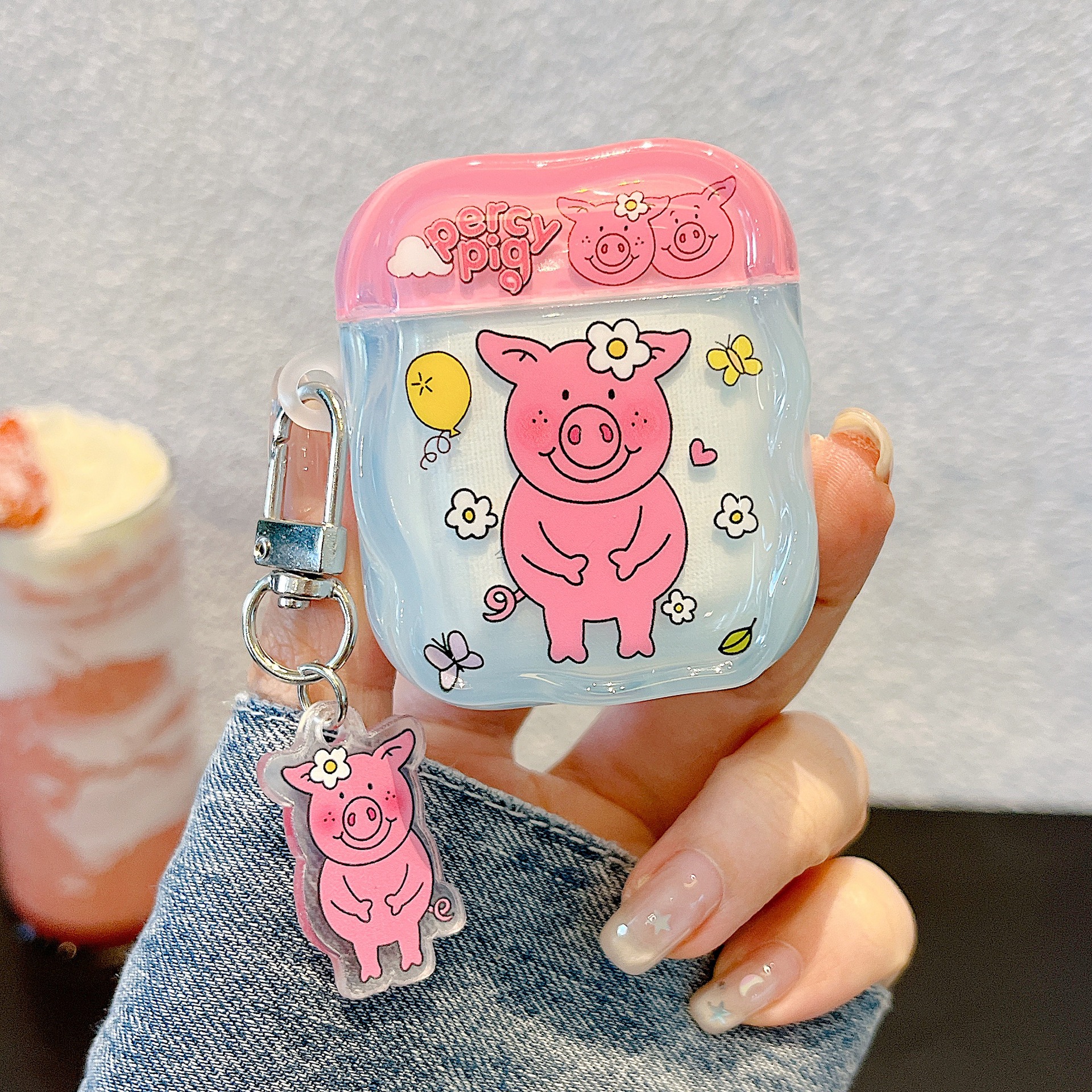 Cubierta de auriculares IMD Cartoon Masha Pig para AirPods Pro Cubierta de auriculares Bluetooth AirPods3 / 4 generación anti-caída image 4