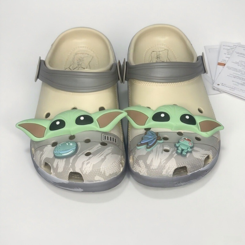 Children's Croc Shoes New Star Wars Breathable Non-Slip Beach Shoes Wear-Resistant Sandals Parent-Child Croc Shoes Wholesale Children's Croc Shoes New Star Wars Breathable Non-Slip Beach Shoes Wear-Resistant Sandals Parent-Child Croc Shoes Wholesale