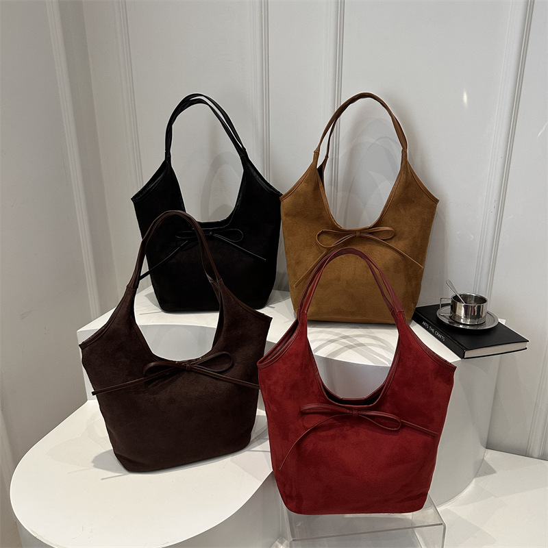 Bolso de mano de mujer retro esmerilado de gran capacidad 2025 nueva moda ocio retro viaje al trabajo bolso de hombro