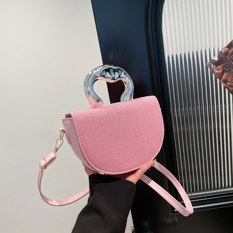 Bolso de diseño de nicho 2025 primavera nuevo bolso de mujer bolso de hombro de moda personalizado bolso de mensajero de costura de color de contraste marea