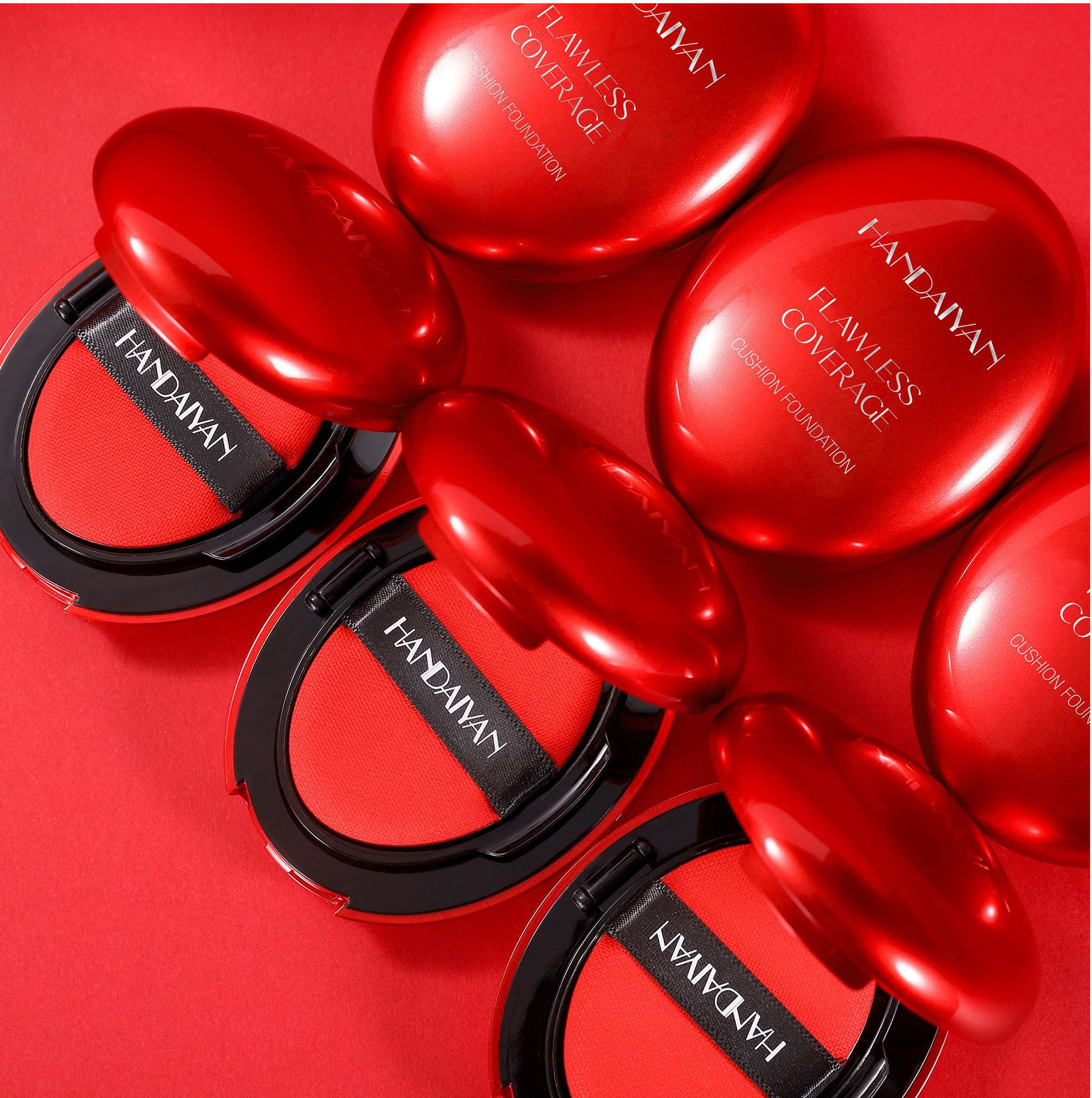 The cross-border foundation provides long-lasting concealer without smudge, and does not cause powder to stick on oily skin. The handaiyan red shell foundation does not come off undefined